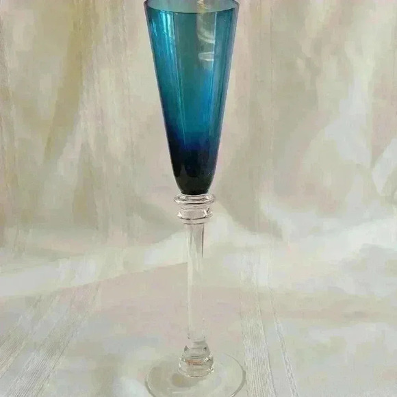 Set of 4-Blue Champagne Flutes - Picture 3 of 4